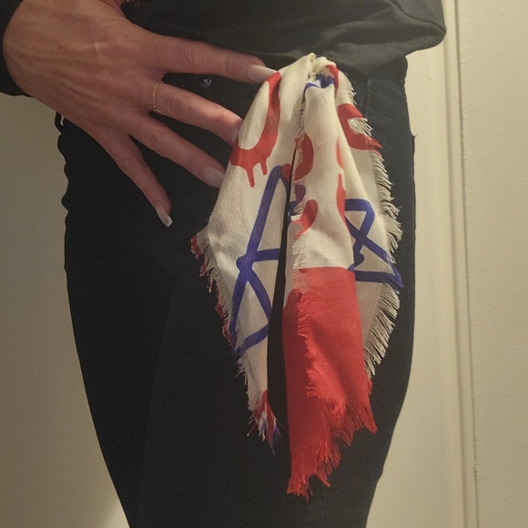 Gucci  Scarf  Keychain handmade from Gucci - Picture 12 of 15